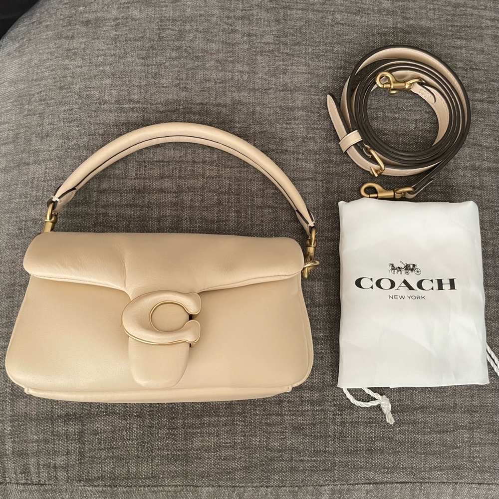 Authentic Tabby 18 pillow leather shoulder bag.